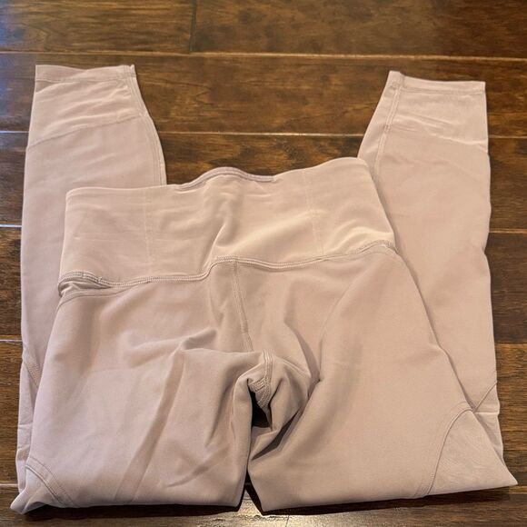 Lululemon Athletica mesh detail legging 4 - Picture 4 of 5